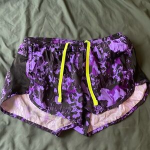 Old Navy Active running shorts